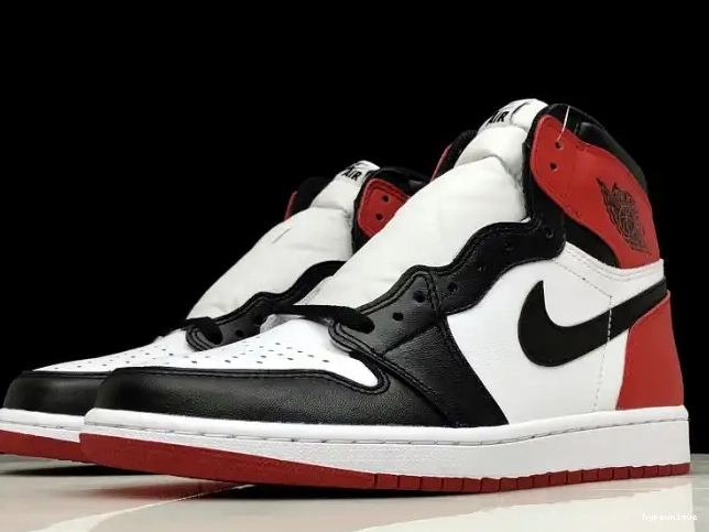 HYPE 1 Retro Black Toe Air Jordan 555088-125 0527